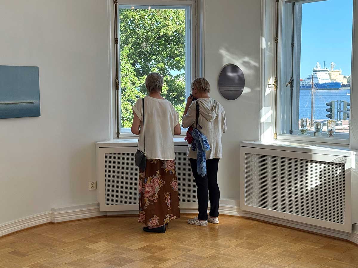 Guðbjörg Lind Jónsdóttir artist - Exhibition: Ocean Connection