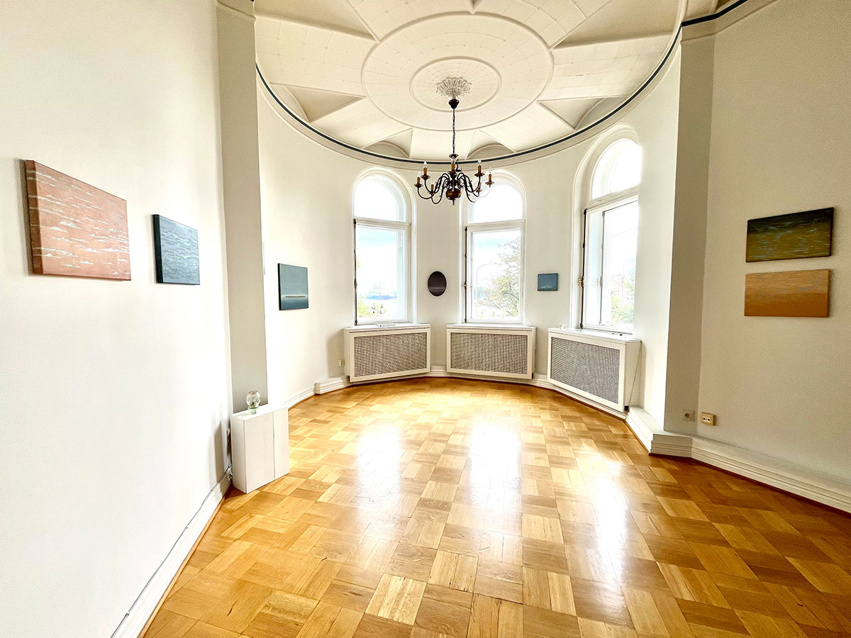 Guðbjörg Lind Jónsdóttir artist - Exhibition: Ocean Connection